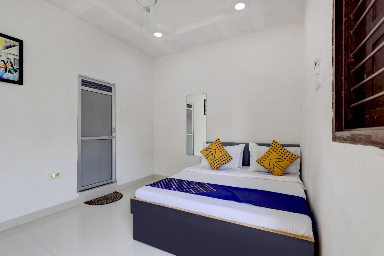 Spot On 71130 Hotel Shiv Krupa Anjar Exterior photo