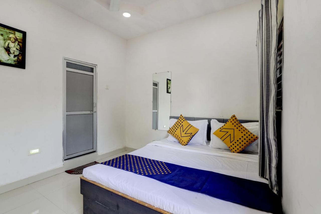 Spot On 71130 Hotel Shiv Krupa Anjar Exterior photo